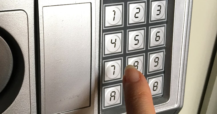 北九州市八幡西区「金庫」の鍵トラブル